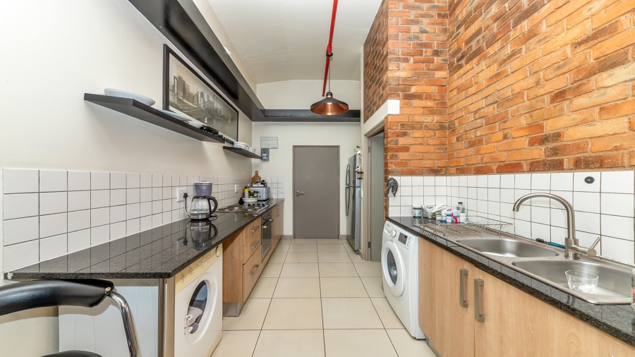 To Let 1 Bedroom Property for Rent in Woodstock Western Cape